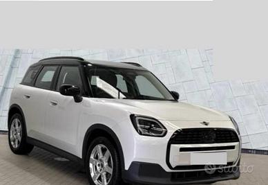Mini Cooper D Countryman-Rata da 305€ al mese