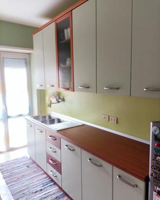 cucina buono stato praticamente regalata