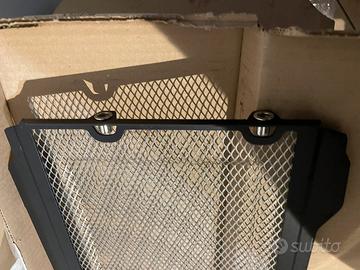 Copriradiatore Yamaha Mt07