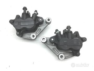 YAMAHA X-MAX YP RA 400 COPPIA PINZE FRENO ANTERIOR