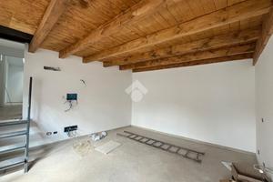 3 LOCALI A PONTE SAN PIETRO