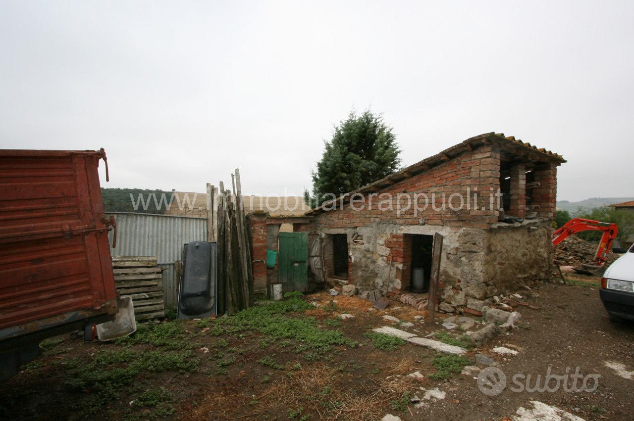 CL91 - Affascinante Casale Rustico da Ristrutturar - Altro