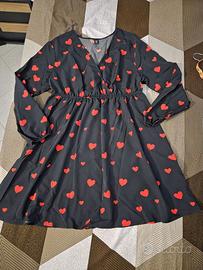 vestito con cuori