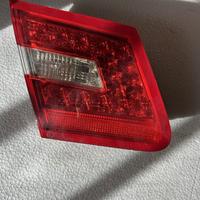 Faro Posteriore Interno Lato Destro Per Mercedes