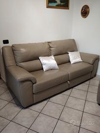 divano in pelle