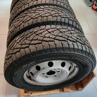 4 gomme chiodate con cerchi  215/70r/15c
