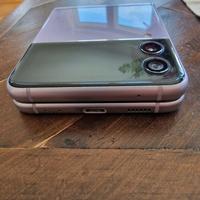 Samsung Galaxy Flip Z3