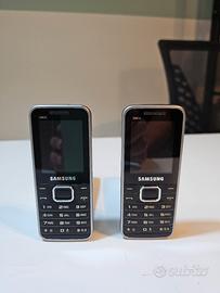 Lotto n. 2 Cellulari Samsung E3210 No Batteria