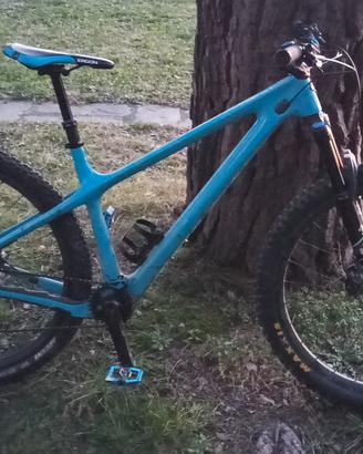 Yeti Arc Turq