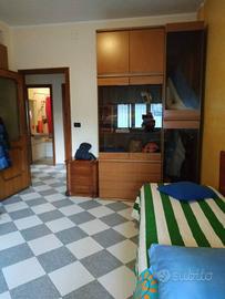 Stanza in appartamento di 58 m² a Grugliasco