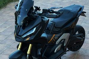 Xadv 750