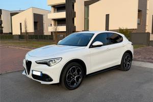 Alfa Romeo Stelvio 2.2 AT8  190cv