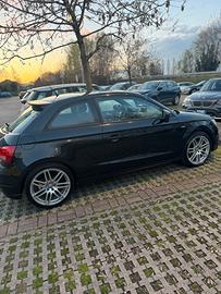 Audi A1 sLine 185cv
