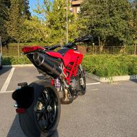 Ducati Hypermotard 796