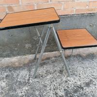 Tavolino porta proiettore vintage