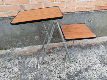 Tavolino porta proiettore vintage