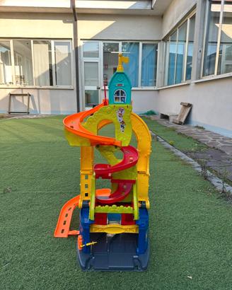 torre macchinine Fisher Price 