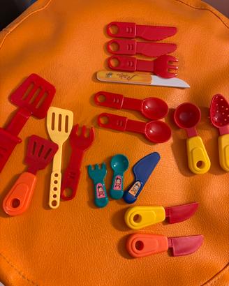 Set posatine e mestolini giocattolo
