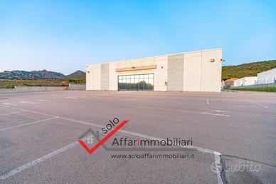 Prestigioso Capannone Commerciale