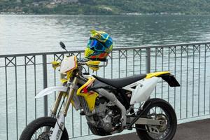 Suzuki Motard 450