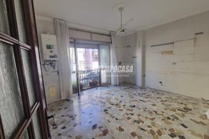 Appartamento a Napoli Via Gigante Mario 4 locali