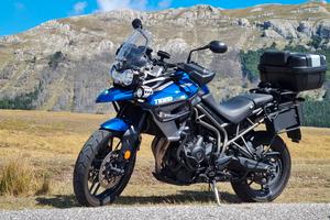 Triumph Tiger 800