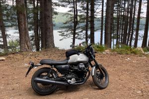 Moto Guzzi V7 III Rough - 2021