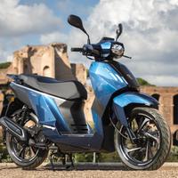 Peugeot Tweet 125 ALLURE mod 2024 PREZZO SU STRADA