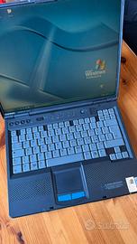 Vintage Compaq Armada E500 WinXP