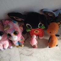 pupazzi peluche vari