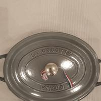 Staub pentioa ghisa. No le creuset