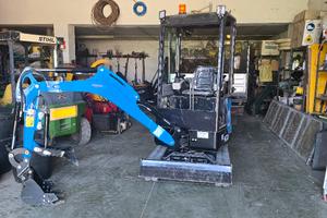miniescavatore 15 quintali motore kubota