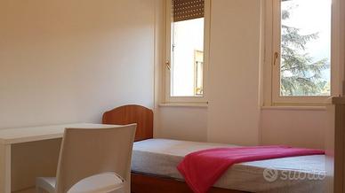 Stanza singola per matricole universitarie da sett