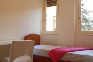 Stanza singola per matricole universitarie da sett