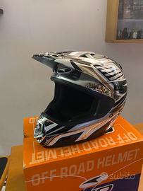 Casco Axo cross