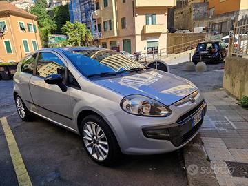 Fiat Punto EVO 1,4Benzina Con 50.000 KM-Euro 5.