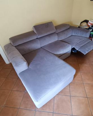 Divano con penisola, seduta relax motorizzara