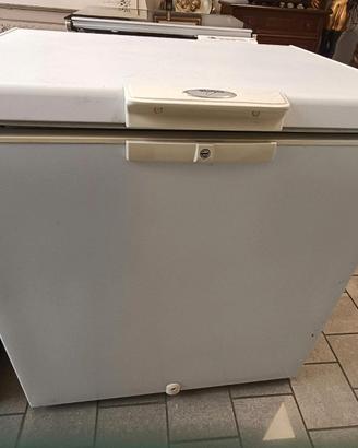 FREEZER A POZZETTO