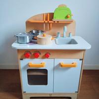 Cucina gioco Hape con scatola