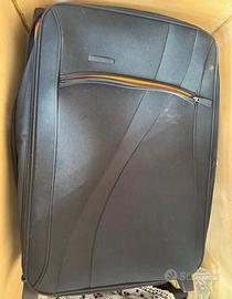 Valigia grande nuova