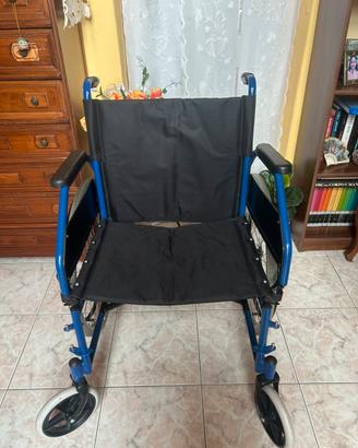 Carrozzina disabili pieghevole NUOVA