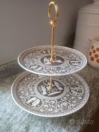 Rara alzatina di porcellana prodotta da Spode