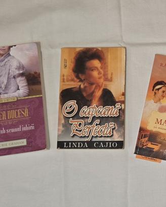 Lotto 3 Libri in Rumeno - Narrativa e Romanzo Stor