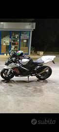 Suzuki GSX r 1000 k7