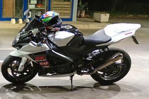 Suzuki GSX r 1000 k7