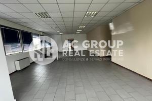 SARONNO - PRESTIGIOSO UFFICIO