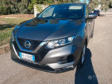 Nissan Qashqai 1.6 diesel  business  automatica