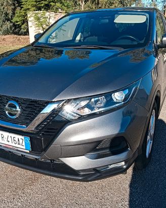 Nissan Qashqai 1.6 diesel  business  automatica