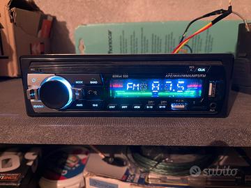 Radio bluetooth garsent ancora nuovo funziona bene