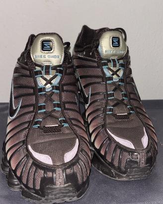 Scarpe nikeshox